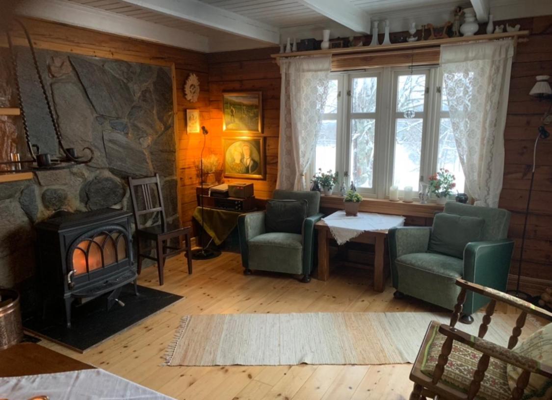 100 Years Old Norwegian Log House In Tromso Βίλα Εξωτερικό φωτογραφία